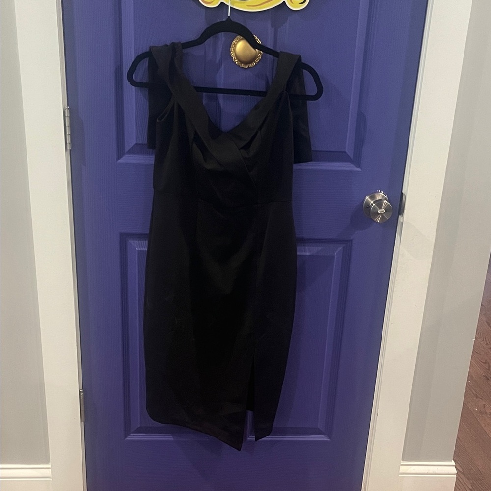 Chic One Shoulder Black Dress